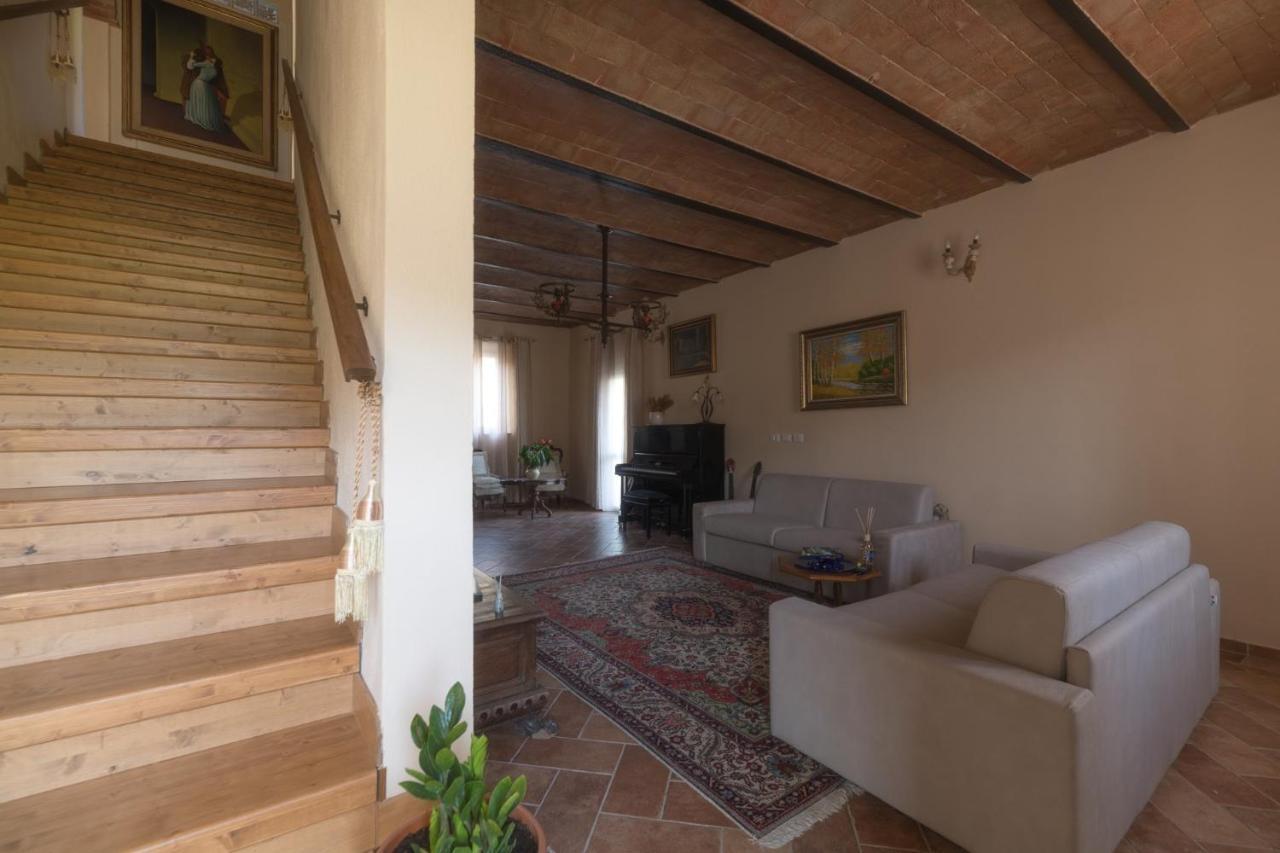 مبيت وإفطار Coiano La Casa Rossa المظهر الخارجي الصورة